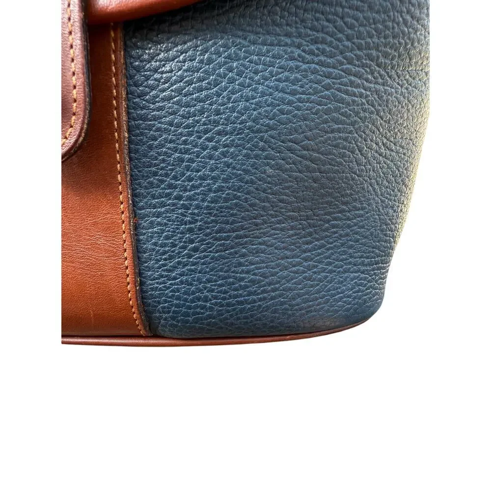 Vintage COACH Sheridan Pebbled Leather Crossbody